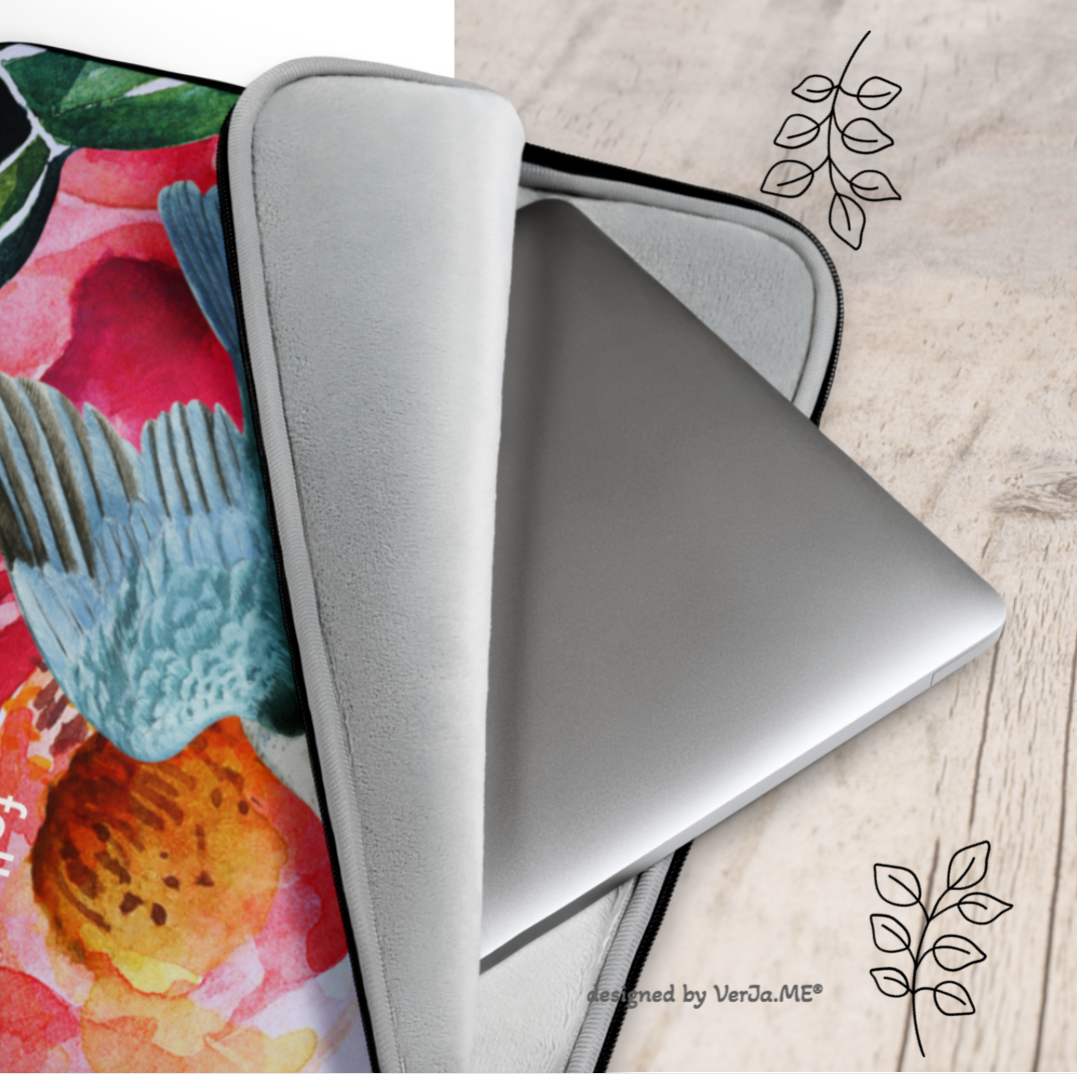 ELEGANTES STYLISCHES MACBOOK, LAPTOP SLEEVE IM EXCLUSIVEN NATURMÄDEL® DESIGN, PINK ROSE & KOLIBRI. 100% Neopren. Der optimale und zuverlässige Schutz für Unterwegs. 13“ UND 15 ZOLL. - Komplettes Innenfutter - www.naturmaedel.com -