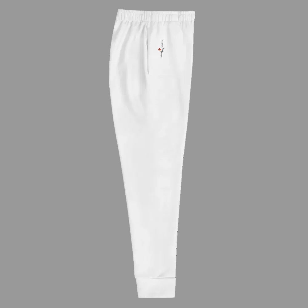NATURMAEDEL CLASSIC BASIC - EXCLUSIVE HIGHTECH DAMEN JOGGINGHOSE IM LOUNGEWEAR LOOK. ATMUNGSAKTIV, ELASTISCH, FIGURBETONT. FARBE WEISS - RECHTE SEITE - EXCLUSIV NATURMAEDEL® LOGO DRUCK  - DESIGN VERENA U. JANINA by VerJa.ME - ITALIEN - LOUNGEWEAR  1.5  - www.naturmaedel.shop -  