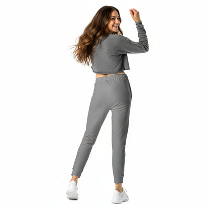 NATURMAEDEL® CLASSIC BASIC - EXCLUSIVE HIGHTECH DAMEN JOGGINGHOSE IM LOUNGEWEAR LOOK. ATMUNGSAKTIV, ELASTISCH, FIGURBETONT. WUNDERSCHÖNE SPORT- U. FREIZEITMODE FÜR ALLE GELEGENHEITEN. FARBE ELEGANTES NOBEL GRAU - GRAFIK DESIGN VERENA U. JANINA by VerJa.ME®  FARBE NOBEL GRAU - 1.2 - www.naturmaedel.shop - 
