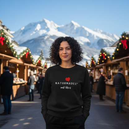 NATURMAEDEL CLASSIC BASIC - PREMIUM BIO BAUMWOLL PULLOVER - LANG ARM  FARBE GRÜN - EXCLUSIVES NATURMÄDEL MIT HERZ LOGO DESIGN - NATURMÄDEL RICARDA - www.naturmaedel.shop  
