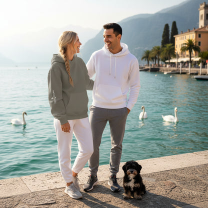 NATURMAEDEL® - UNISEX OVERSIZED HEAVXWEIGHT HOODIE - FARBE ASPHALT- FRONT - SUPER WEICH, SUPER BEQUEM - RINGGESPONNENE BAUMWOLLE - ATMUNGSAKTIV - NATURMÄDEL® EXCLUSIV LOGO RECHTER ÄRMEL - DESIGNED VERENA by VerJa.ME® - CLASSIC BASIC - www.naturmaedel.shop - 