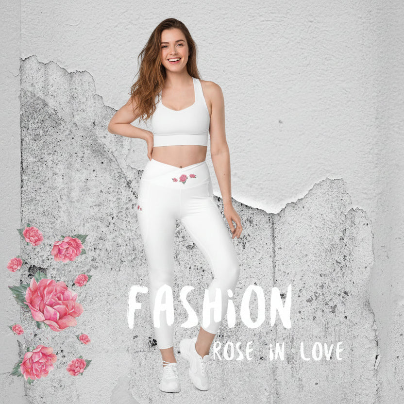 WUNDERSCHÖN, FIGURBETONT, V-BUND CROSSOVER LEGGINGS. IDEALER BEGLEITER FÜR YOGA-, FITNESS- UND ALLE FREIZEITAKTIVITÄTEN.  VERZIERT MIT UNSEREM EINZIGARTIGEM NATURMÄDEL® ROSE IN LOVE DESINGN - www.naturmaedel.shop 
